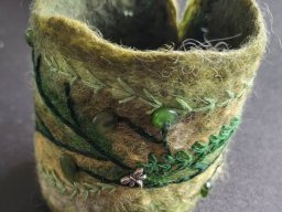 Crafts &raquo; Felted Accessories