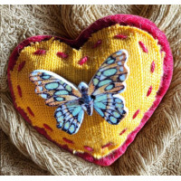 Heart Brooch 25